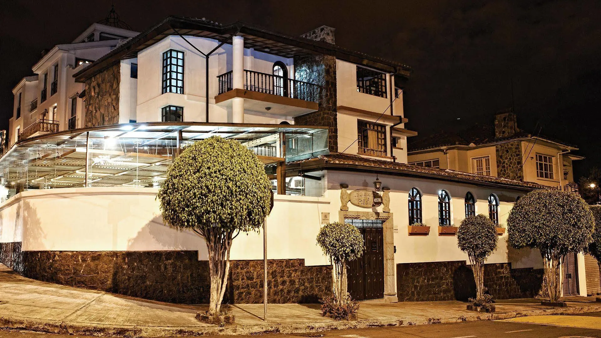 Hotel Fuente De Piedra I キト 3*,
