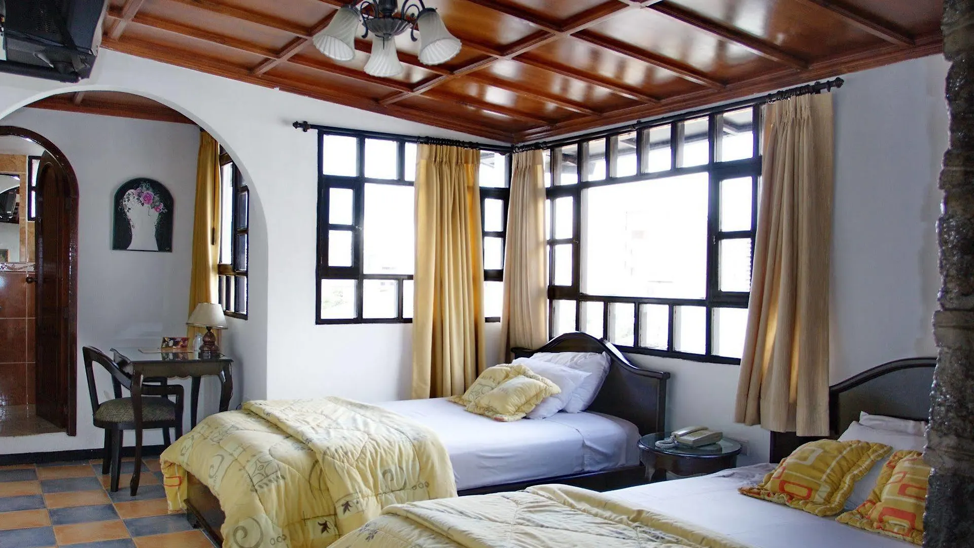 Hotel Fuente De Piedra I キト
