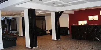 Hotel Fuente De Piedra I Quito