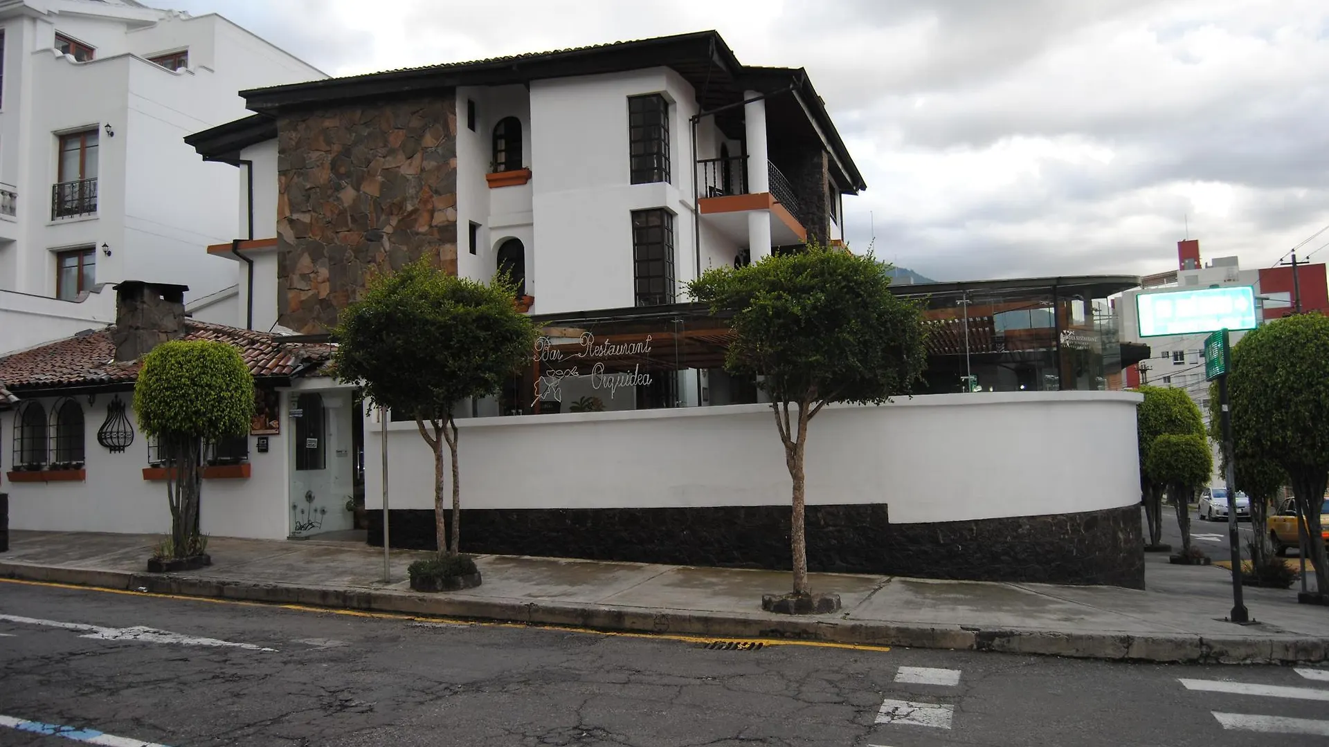 Hotel Fuente De Piedra I Quito 3*,  Ecuador